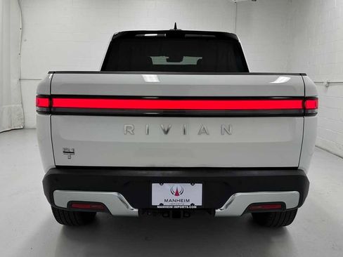Used 2023 Rivian R1T Adventure image 7