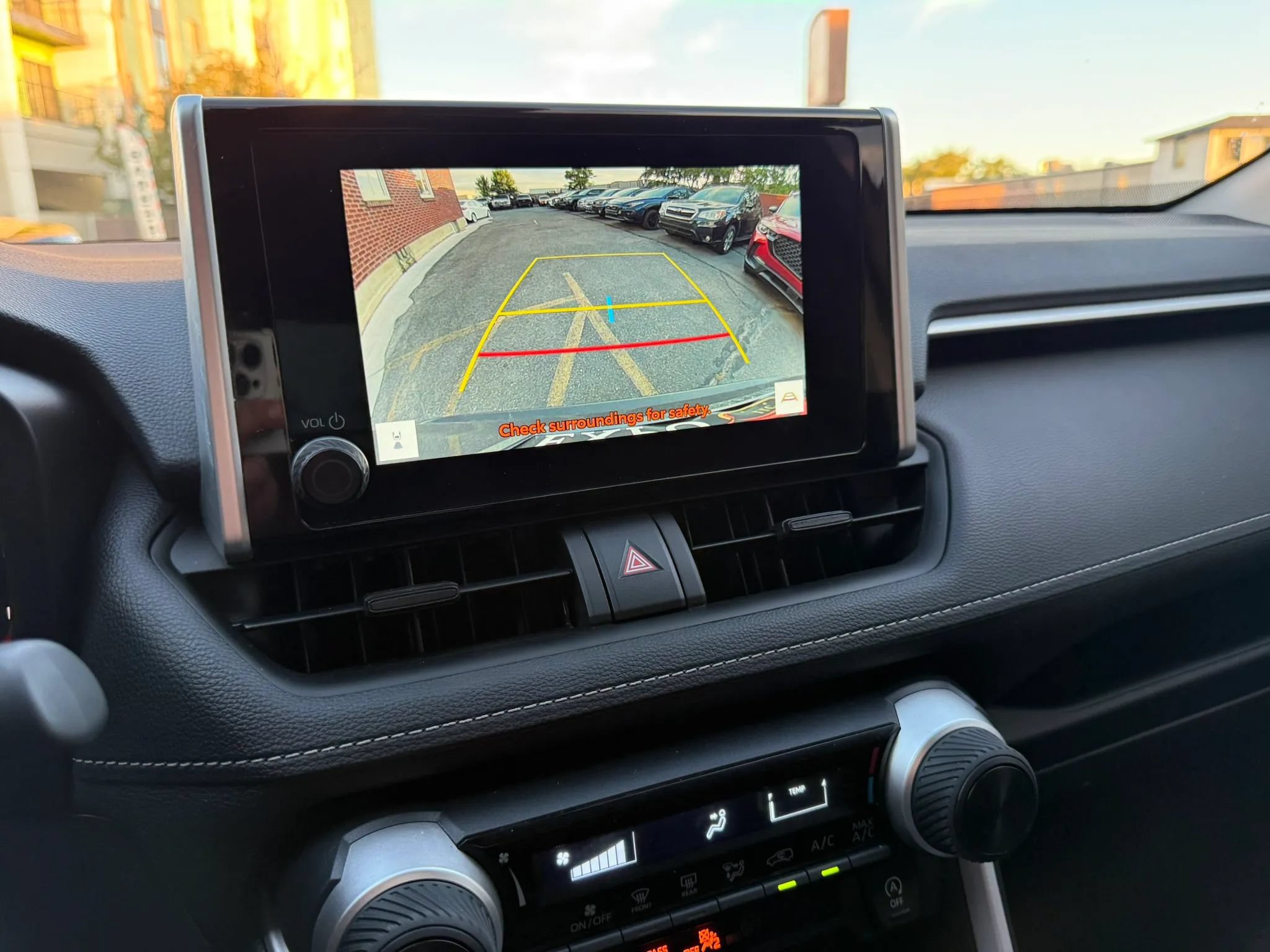 Used 2025 Toyota RAV4 LE AWD/4WD image 21