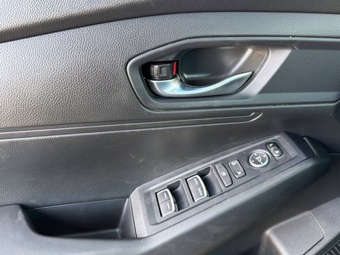 Used 2025 Honda Accord LX image 11