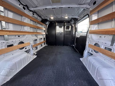Used 2024 Ford Transit 250 Low Roof w/ Exterior Upgrade Package image 28