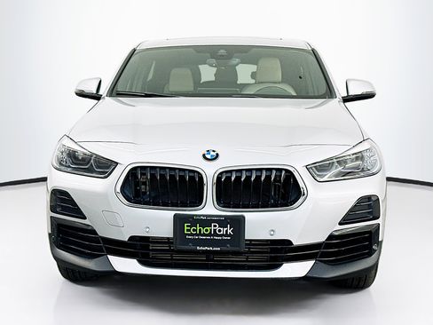 Used 2022 BMW X2 xDrive28i w/ Premium Package image 2