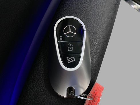 Certified 2023 Mercedes-Benz S 500 4MATIC image 32