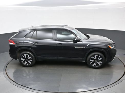 Used 2020 Volkswagen Atlas Cross Sport SE AWD/4WD image 42