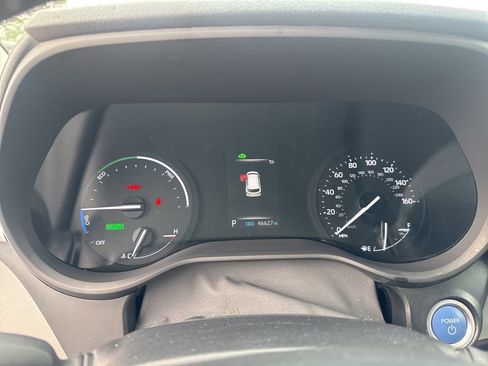 Used 2024 Toyota Sienna XLE image 16