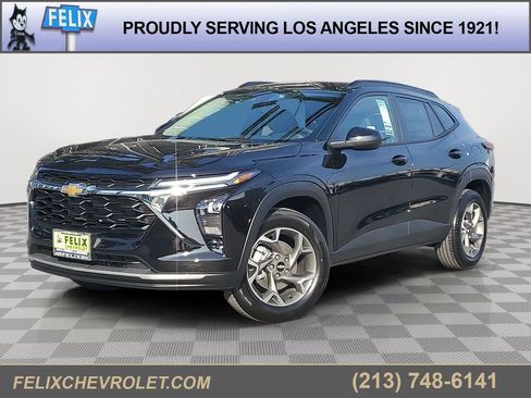 New 2026 Chevrolet Trax LT w/ Driver Confidence Package image 1
