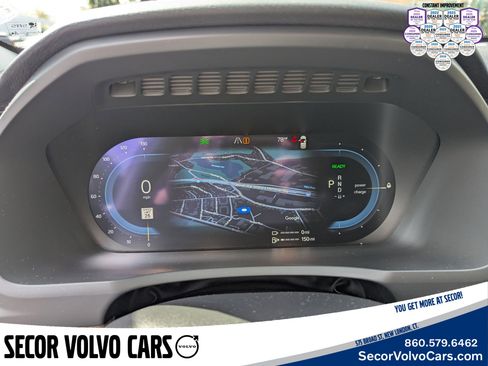 Certified 2024 Volvo XC90 T8 Plus w/ Protection Package Premier image 14