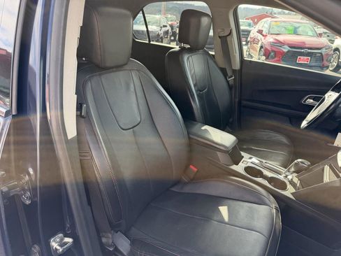 Used 2016 Chevrolet Equinox LTZ w/ Enhanced Convenience Package image 21