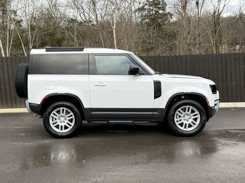 Certified 2025 Land Rover Defender 90 S image 7