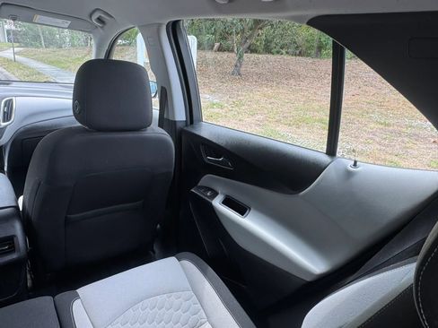 Used 2019 Chevrolet Equinox LS w/ LPO, Floor Liner Package AWD/4WD image 12