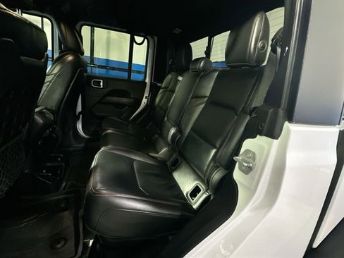 Used 2021 Jeep Gladiator Rubicon image 34