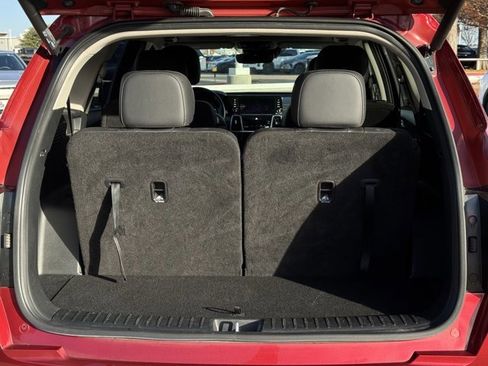 Used 2023 Kia Sorento SX image 36