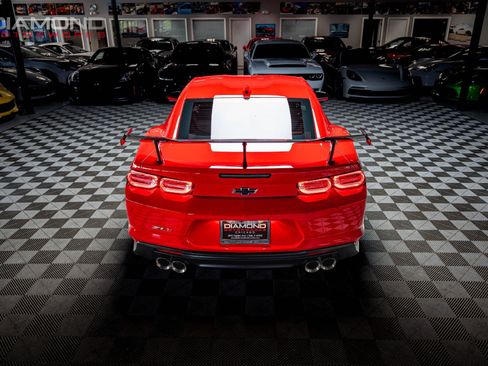 Used 2021 Chevrolet Camaro ZL1 RWD image 4