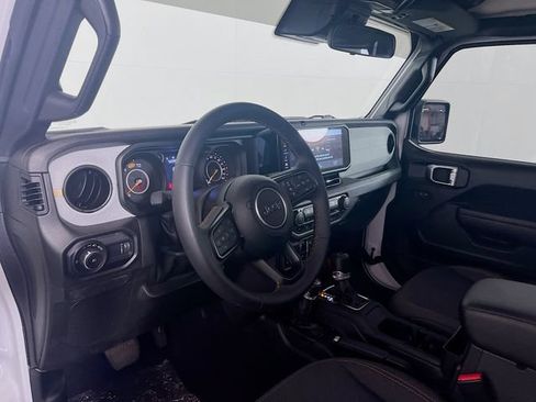 Used 2024 Jeep Wrangler Unlimited Sport AWD/4WD image 11