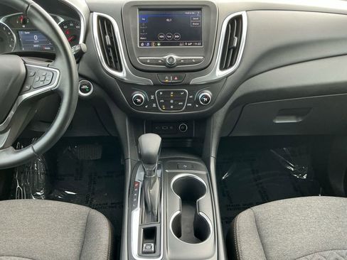Used 2024 Chevrolet Equinox LT image 11