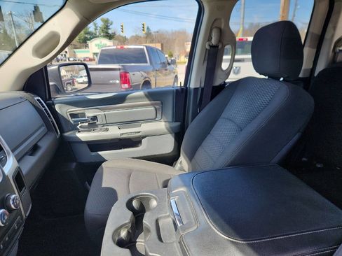 Used 2019 RAM 1500 Classic Warlock image 10
