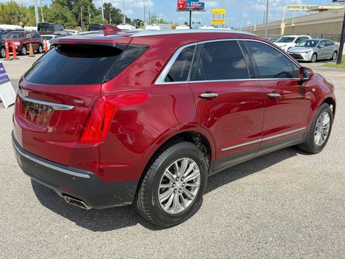 Used 2017 Cadillac XT5 Luxury w/ LPO, Wheel Lock Package FWD image 4