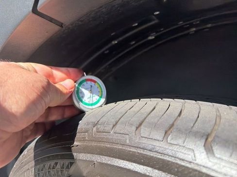 Used 2025 Kia Telluride S image 9