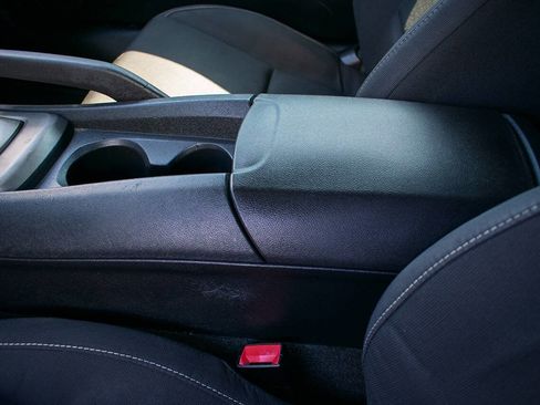 Used 2014 Chevrolet Camaro LT image 25