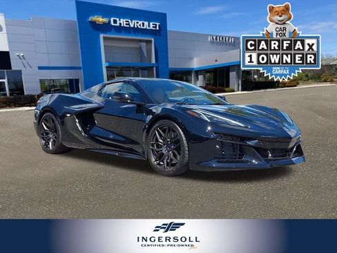 Used 2023 Chevrolet Corvette Z06 RWD image 1