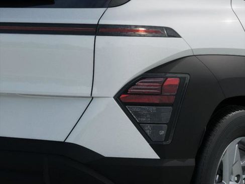 New 2026 Hyundai Kona SE image 10