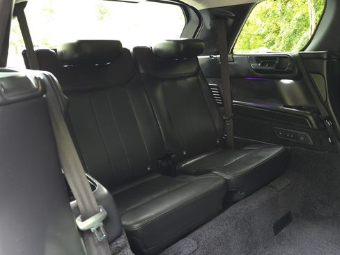 Used 2024 Land Rover Range Rover Long Wheelbase SE AWD/4WD image 20