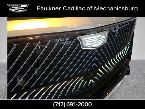 New 2026 Cadillac Lyriq Luxury AWD/4WD image 7