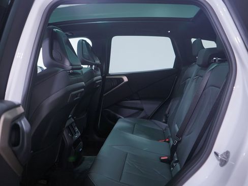 Used 2025 BMW X3 xDrive30i w/ Convenience Package image 9