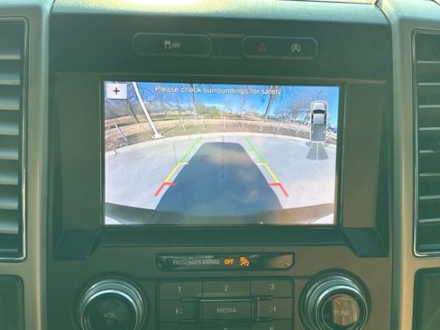 Used 2019 Ford F150 King Ranch image 24