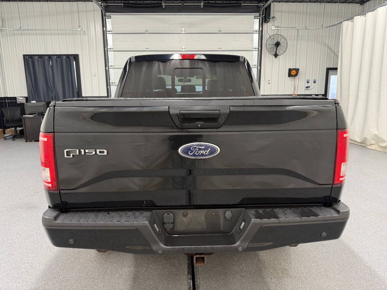 Used 2016 Ford F150 XLT w/ Equipment Group 302A Luxury AWD/4WD image 5