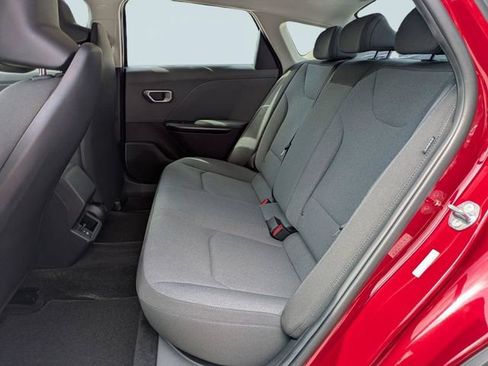 Used 2025 Kia K4 FWD image 13