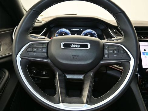 Used 2024 Jeep Grand Cherokee L Limited w/ Luxury Tech Group II AWD/4WD image 13