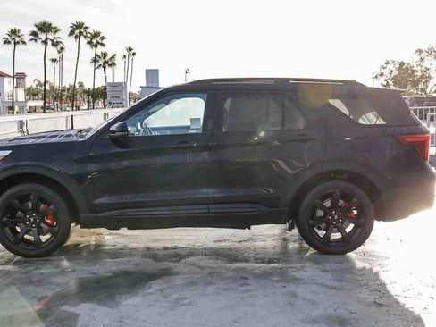 Used 2024 Ford Explorer ST w/ Equipment Group 401A image 14