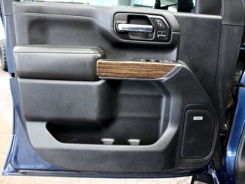 Used 2020 Chevrolet Silverado 2500 High Country image 14