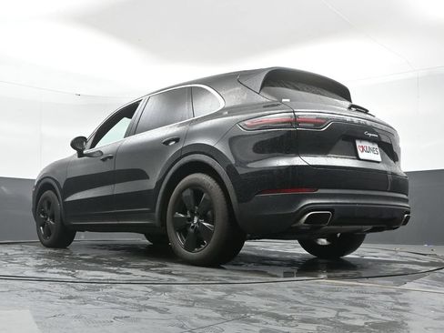 Used 2022 Porsche Cayenne Platinum Edition AWD/4WD image 49