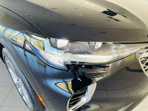 Used 2022 Buick Envision Avenir w/ Technology Package II image 18