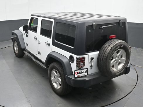 Used 2016 Jeep Wrangler Unlimited Sport w/ Quick Order Package 24S AWD/4WD image 33