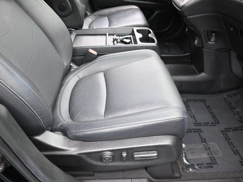 Used 2024 Honda Odyssey EX-L image 43