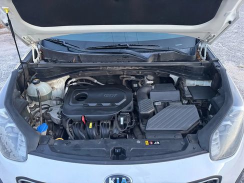 Used 2019 Kia Sportage LX FWD image 19