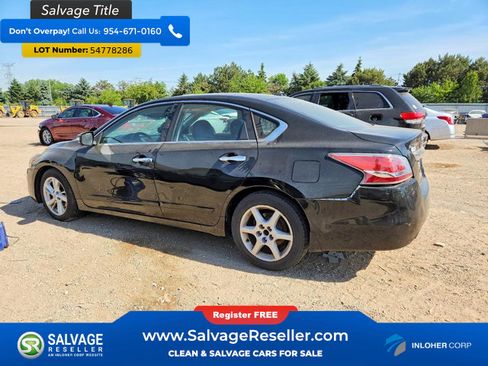 Used 2014 Nissan Altima 2.5 SV w/ Convenience Package FWD image 3