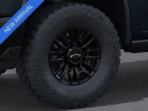 New 2026 Chevrolet Silverado 2500 ZR2 image 9