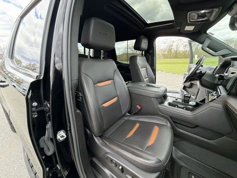 Used 2022 GMC Sierra 1500 AT4 w/ AT4 Premium Package AWD/4WD image 29