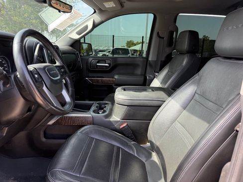 Used 2019 GMC Sierra 1500 Denali w/ Denali Ultimate Package AWD/4WD image 11
