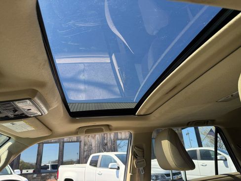 Used 2016 Toyota 4Runner Limited image 7