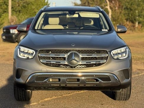 Used 2020 Mercedes-Benz GLC 300 w/ Parking Assistance Package image 2