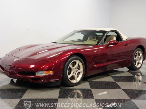 Used 2003 Chevrolet Corvette Convertible w/ Preferred Equipment Group1 RWD image 6