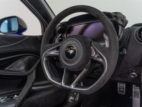 Used 2024 McLaren 750S Spider RWD image 65