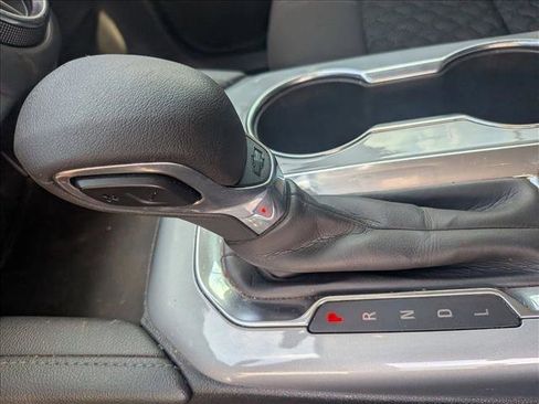 Used 2021 Chevrolet Blazer LT image 12