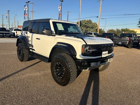 Certified 2023 Ford Bronco Raptor image 4