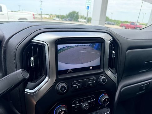 Used 2020 Chevrolet Silverado 1500 LT w/ Texas Edition AWD/4WD image 19