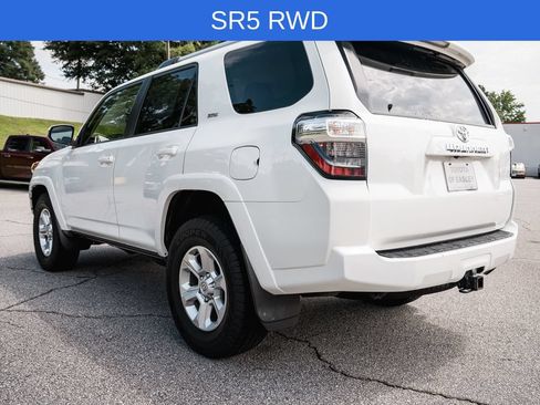 Certified 2022 Toyota 4Runner SR5 RWD image 5
